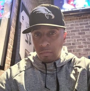 Meet your Posher, Devin